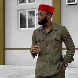 Meet your Posher, Nina